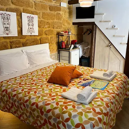 Guest house Via Neve-historical Centre