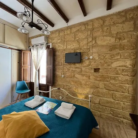 Via Neve-historical Centre * Agrigento