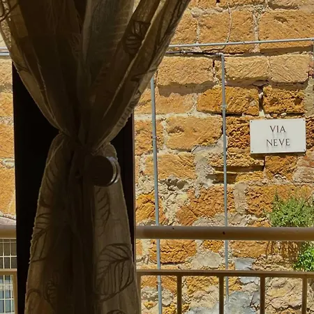 Via Neve-historical Centre Pensión Agrigento