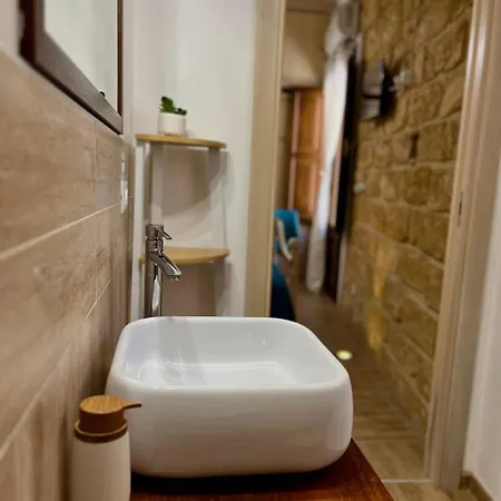 Via Neve-historical Centre Agrigento