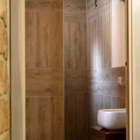 Via Neve-historical Centre Pensión